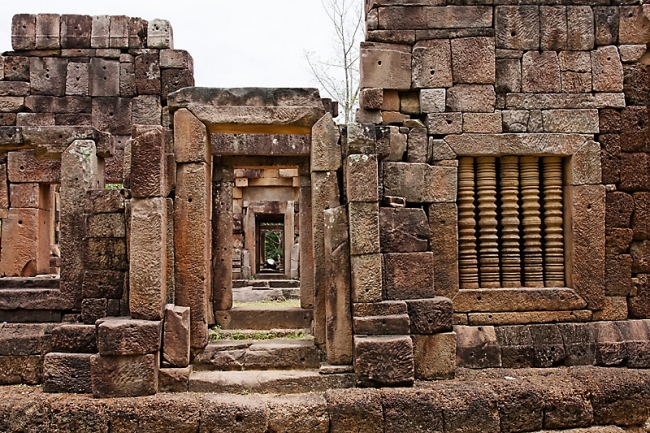 27-Prasat Ta Muen Thom-042